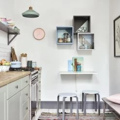 Dulux Quick Dry White Cotton Gloss Metal & Wood Paint, 750ml -Trade Point Sale Shop dulux quick dry white cotton gloss metal wood paint 750ml5010212651087 05i bq