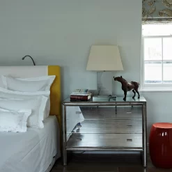 Farrow & Ball Modern Cabbage White No.269 Eggshell Paint, 750ml 3 Farrow & Ball Modern Cabbage White No.269 Eggshell Paint, 750ml -Trade Point Sale Shop farrow ball modern cabbage white no 269 eggshell paint 750ml5051836277697 02i bq