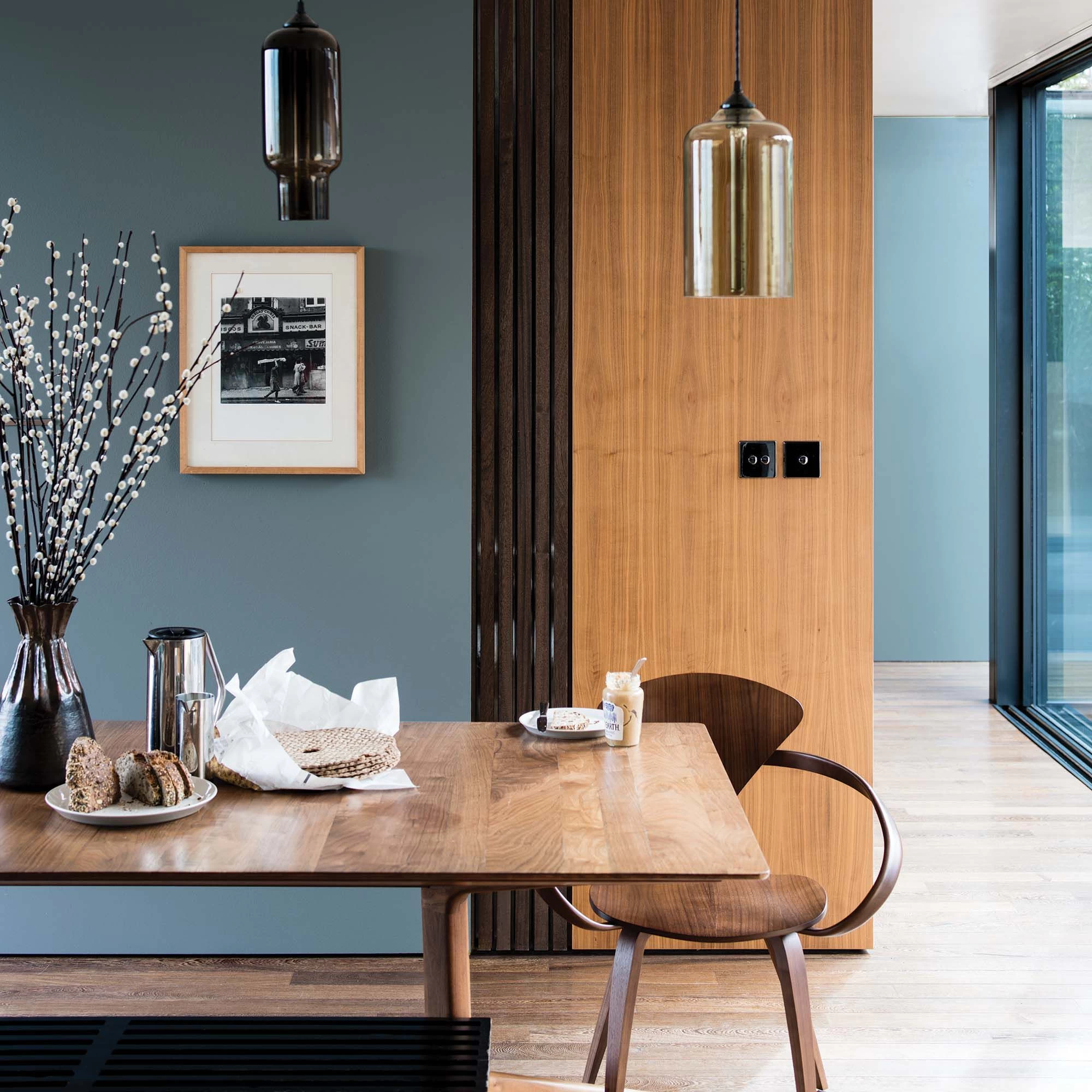 Farrow & Ball Modern De Nimes No.299 Matt Emulsion paint, 2.5L Farrow & Ball Modern De Nimes No.299 Matt Emulsion Paint, 2.5L -Trade Point Sale Shop farrow ball modern de nimes no 299 matt emulsion paint 2 5l5029496299922 02i bq