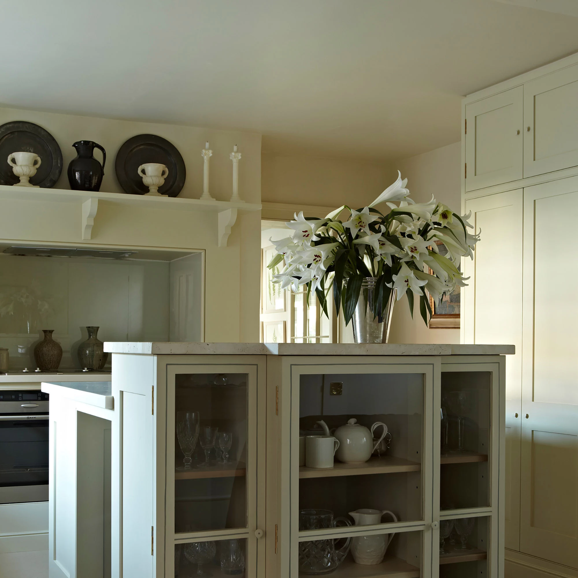 Farrow & Ball Modern Off White No.3 Eggshell Paint, 750ml Farrow & Ball Modern Off White No.3 Eggshell Paint, 750ml -Trade Point Sale Shop farrow ball modern off white no 3 eggshell paint 750ml5051836297039 02i bq