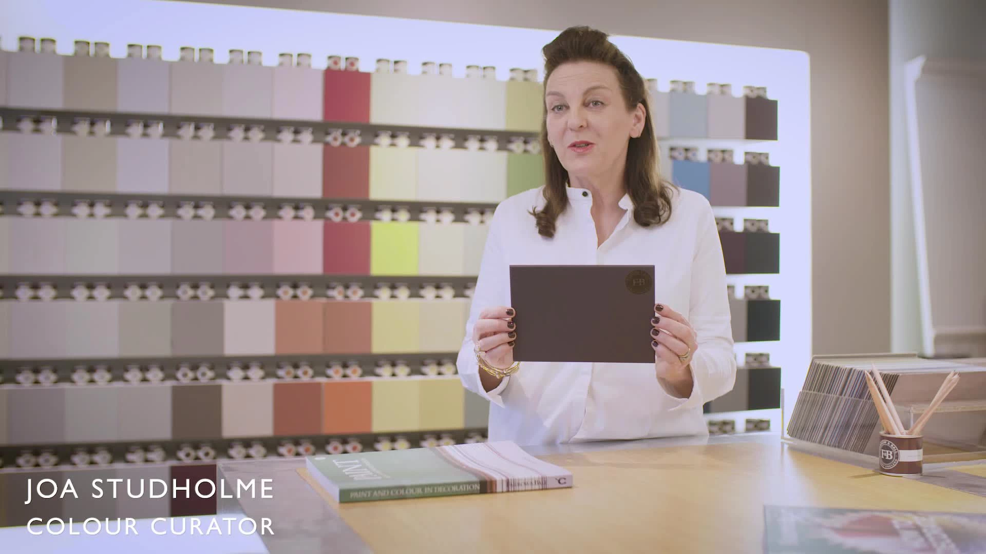 Farrow & Ball Paean black No.294 Gloss Metal & wood paint, 2.5L Farrow & Ball Paean Black No.294 Gloss Metal & Wood Paint, 2.5L -Trade Point Sale Shop farrow ball paean black no 294 gloss metal wood paint 2 5l5029496879414 lcl en