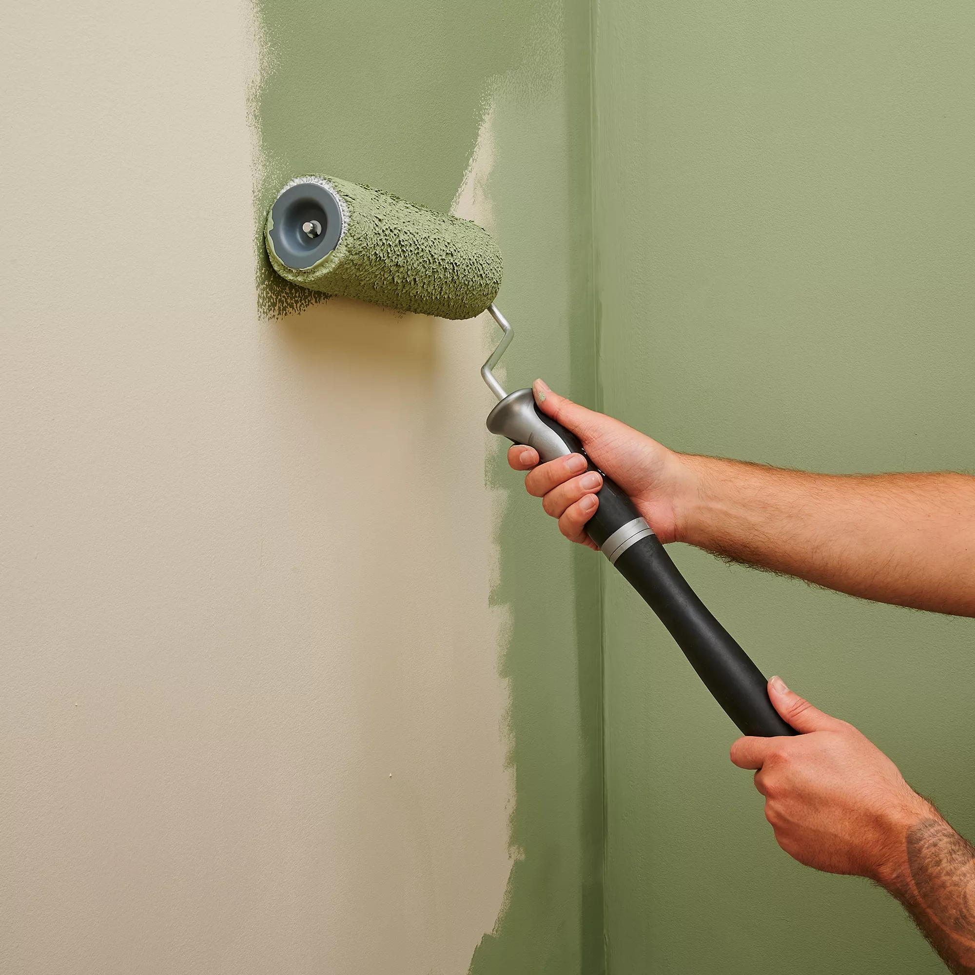 Harris Ultimate powercoat Medium pile Fixed Roller frame & sleeve, 2 piece Harris Ultimate Powercoat Medium Pile Fixed Roller Frame & Sleeve, 2 Piece -Trade Point Sale Shop harris ultimate powercoat medium pile fixed roller frame sleeve 2 piece5056287402223 04c