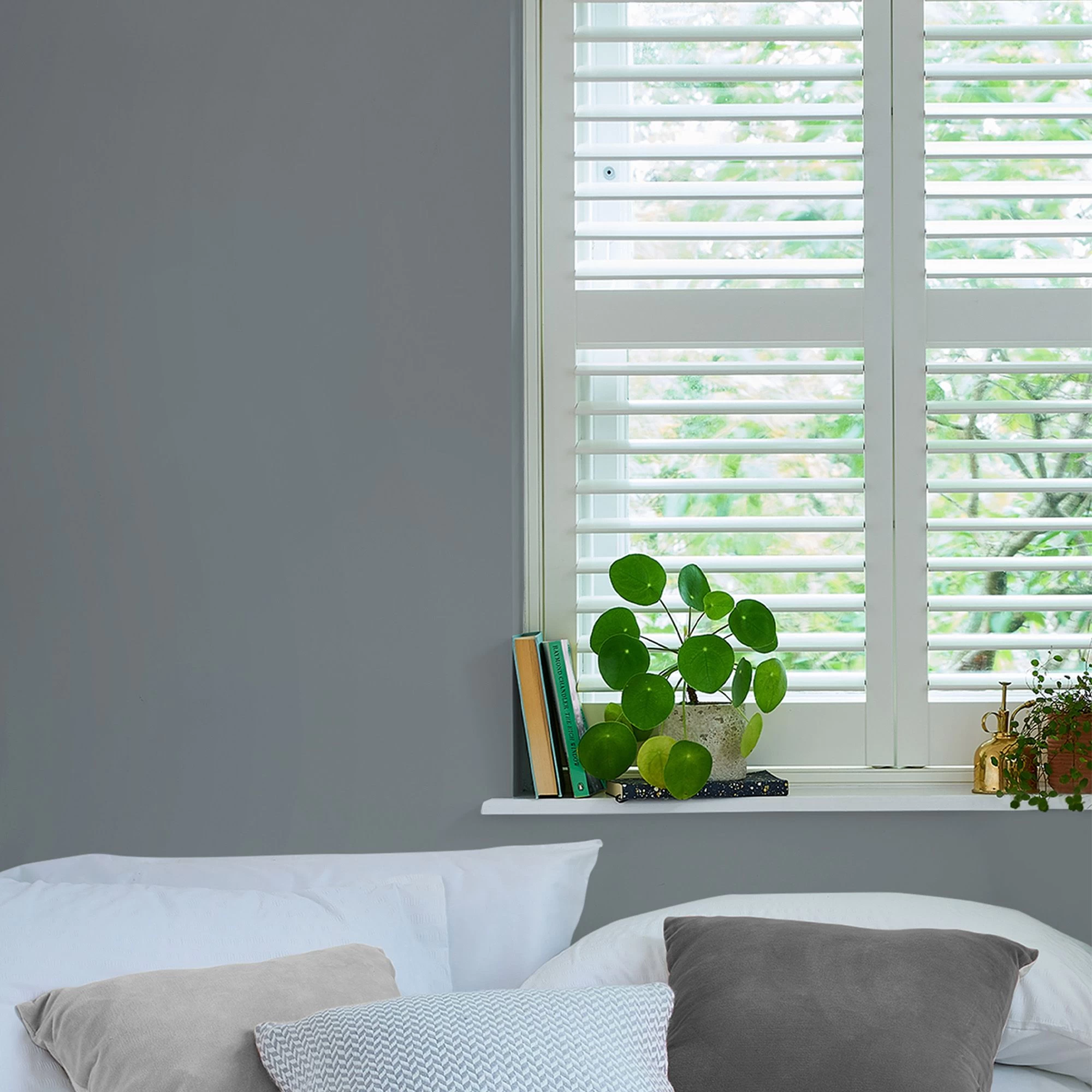 Laura Ashley Dark Slate Eggshell Emulsion paint, 750ml Laura Ashley Dark Slate Eggshell Emulsion Paint, 750ml -Trade Point Sale Shop laura ashley dark slate eggshell emulsion paint 750ml5011583473797 02i bq