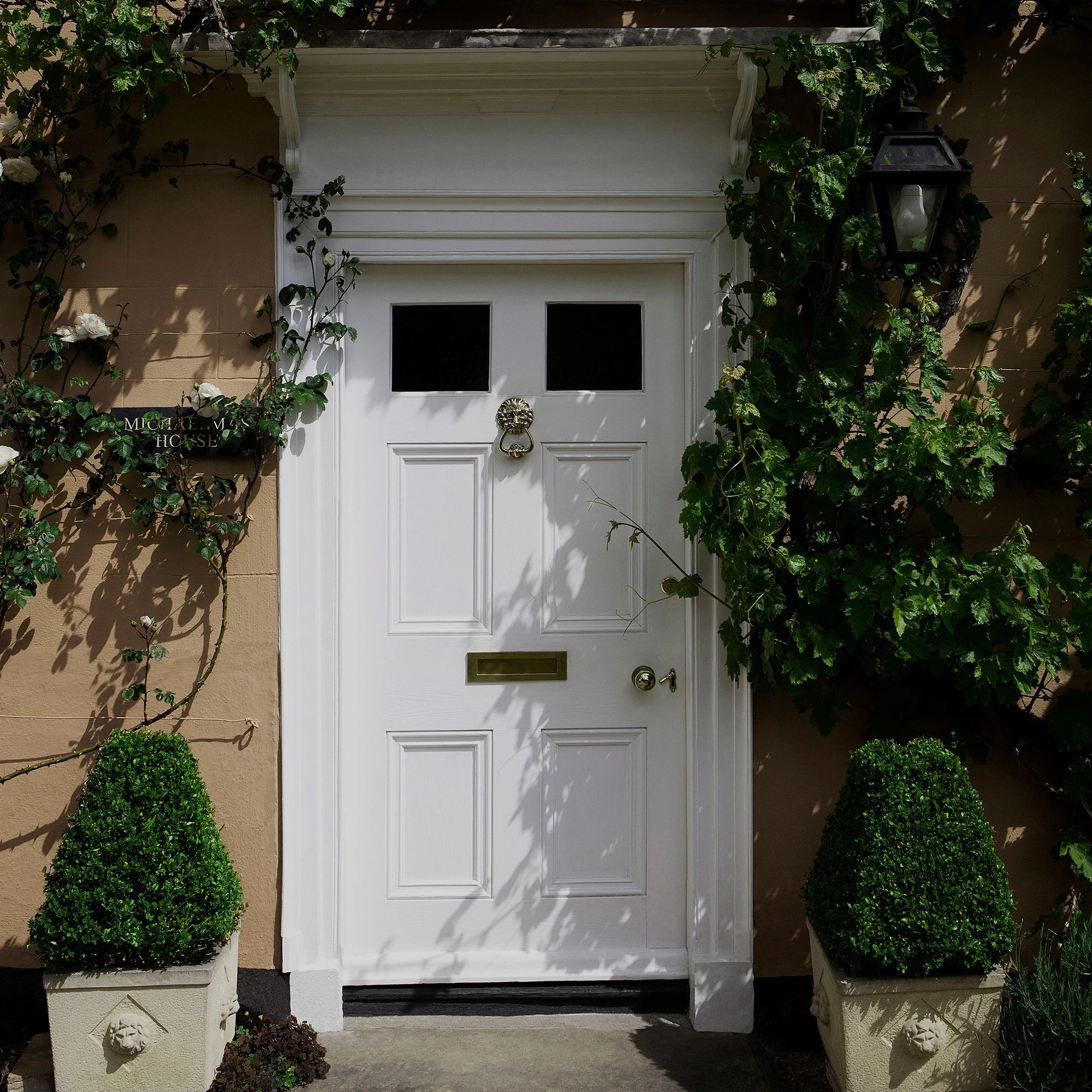 Sandtex 10 year White Satinwood Exterior Metal & wood paint, 2.5L Sandtex 10 Year White Satinwood Exterior Metal & Wood Paint, 2.5L -Trade Point Sale Shop sandtex 10 year white satinwood exterior metal wood paint 2 5l5010131544811 01i bq