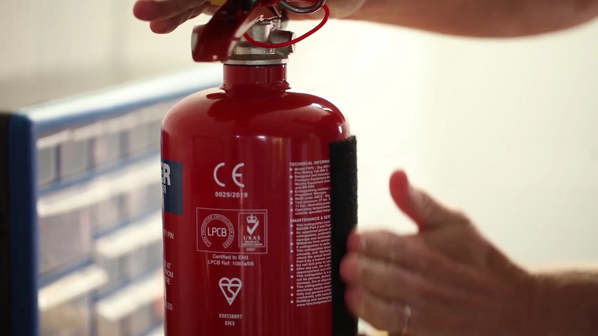 Velcro brand Black Hook & loop Tape (L)2.5m (W)50mm Velcro Brand Black Hook & Loop Tape (L)2.5m (W)50mm -Trade Point Sale Shop velcro brand black hook loop tape l 2 5m w 50mm5030610602450 ven en